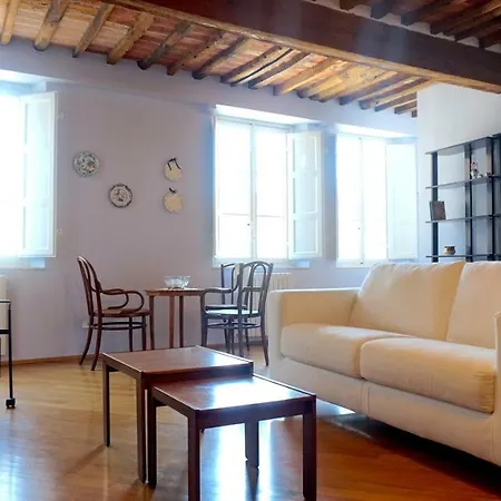 San Frediano Luxury Flat